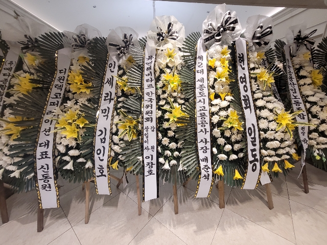 1948606650_NYHrF1z4_16ff83683c25645d7ecf5c5f0a49f92805525d97.jpg 이미지크게보기
