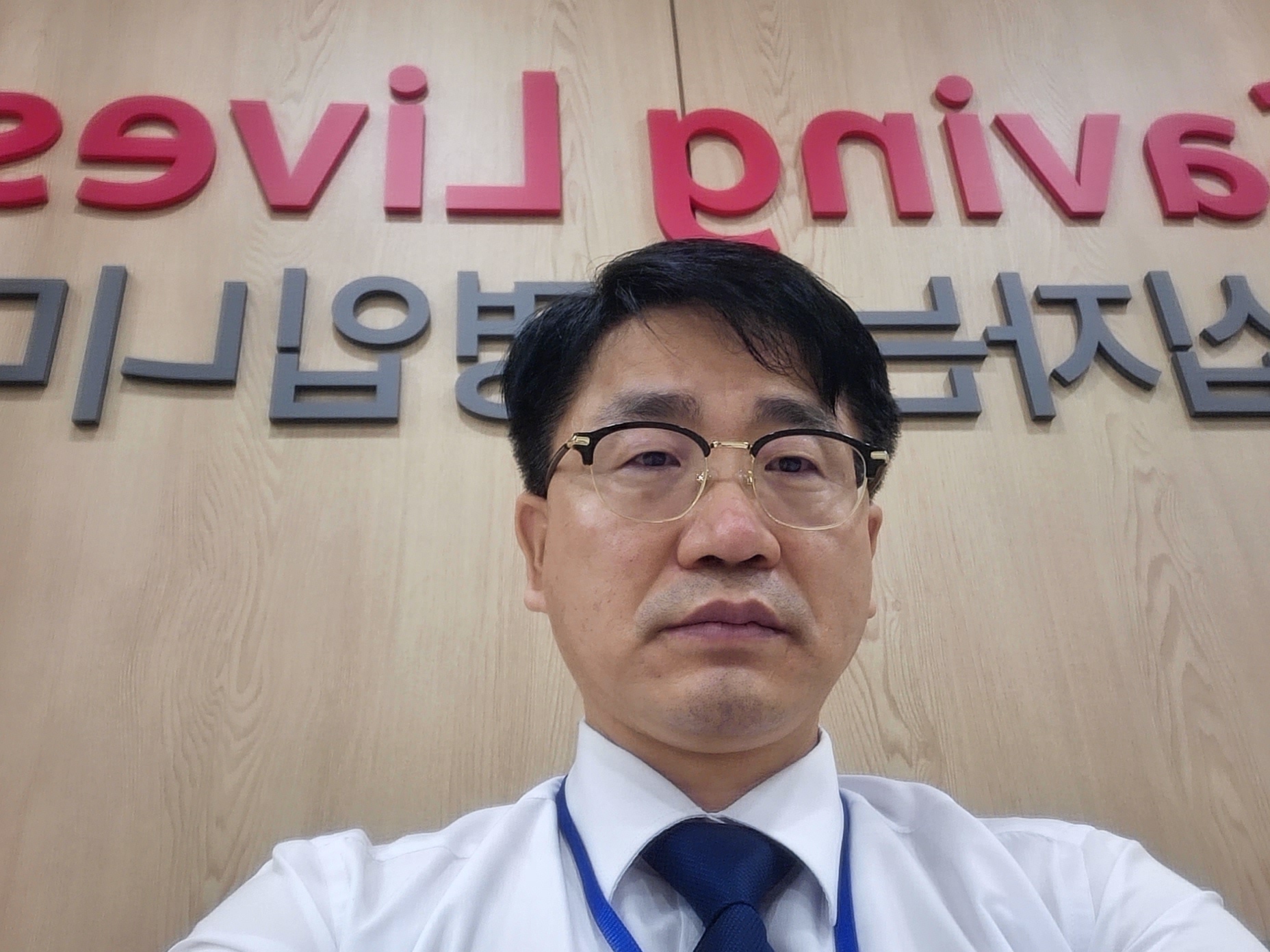 2000769928_GiKPRpTM_ebf94f7260babb040b82060d69791e950baea45d.jpg 이미지크게보기